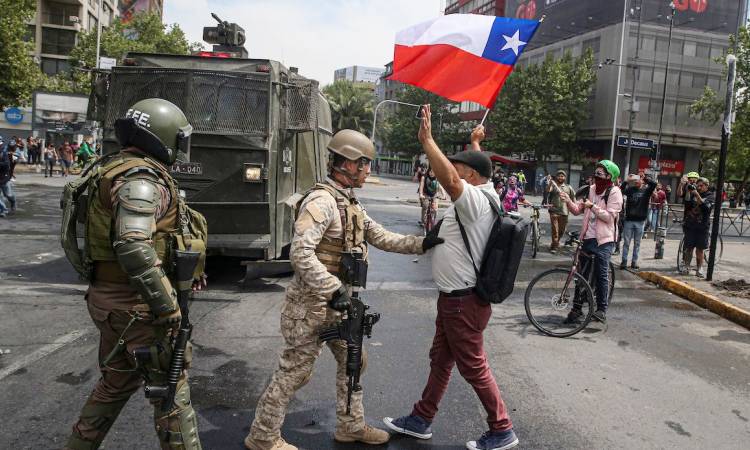 Chile a casi un mes de protestas 